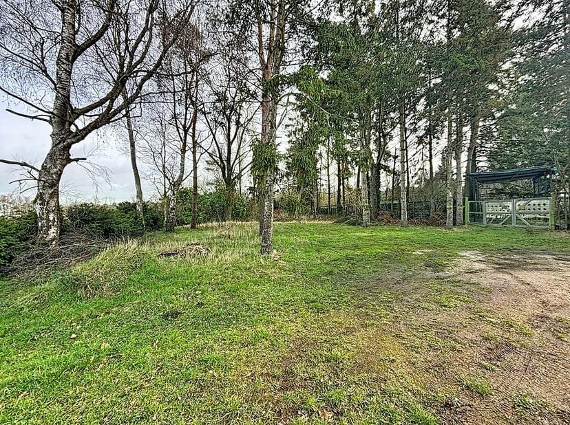 Ce terrain agricole est situé au calme sur le Cassiedreef et offre une superficie de 997 m².<br />
<br />
La parcelle est située dans une zone agricol