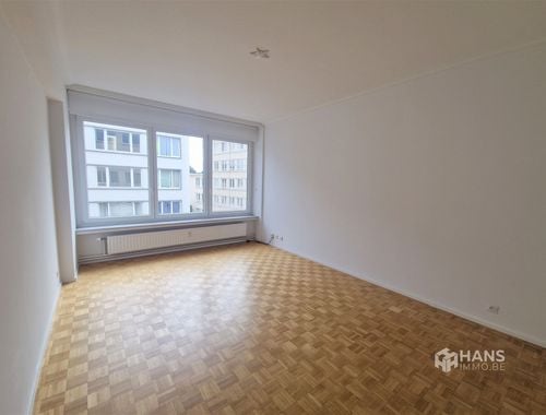                                         Duplex te huur in Antwerpen, € 875
