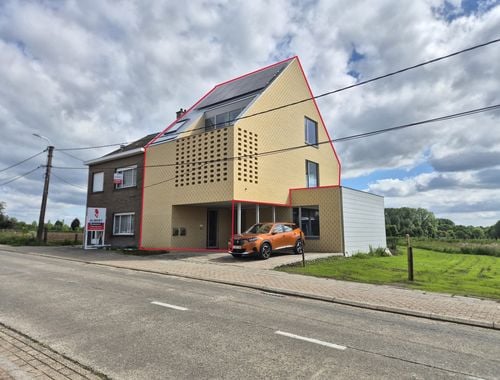                                         Triplex à louer à Wanzele, € 1.325
