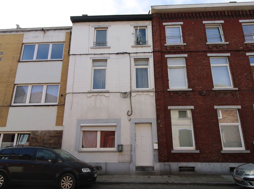 Appartement te huur in rue Warmonceau 94 bus 022,
                    6000 Charleroi