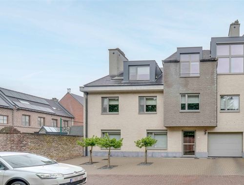                                         Penthouse te huur in Alken, € 1.100
