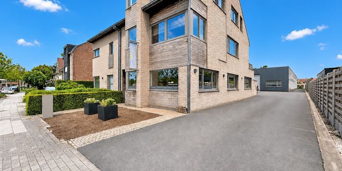 Bien professionnel à vendre à Sint-Pietersmolenstraat 9, 8000 Sint-Pieters