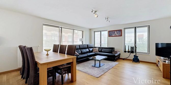 Appartement te huur in RUE ROOSENDAEL 125, 1190 Vorst