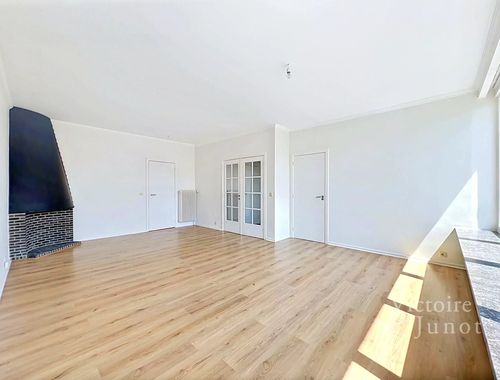                                         Appartement te huur in Sint-Lambrechts-Woluwe, € 1.650
