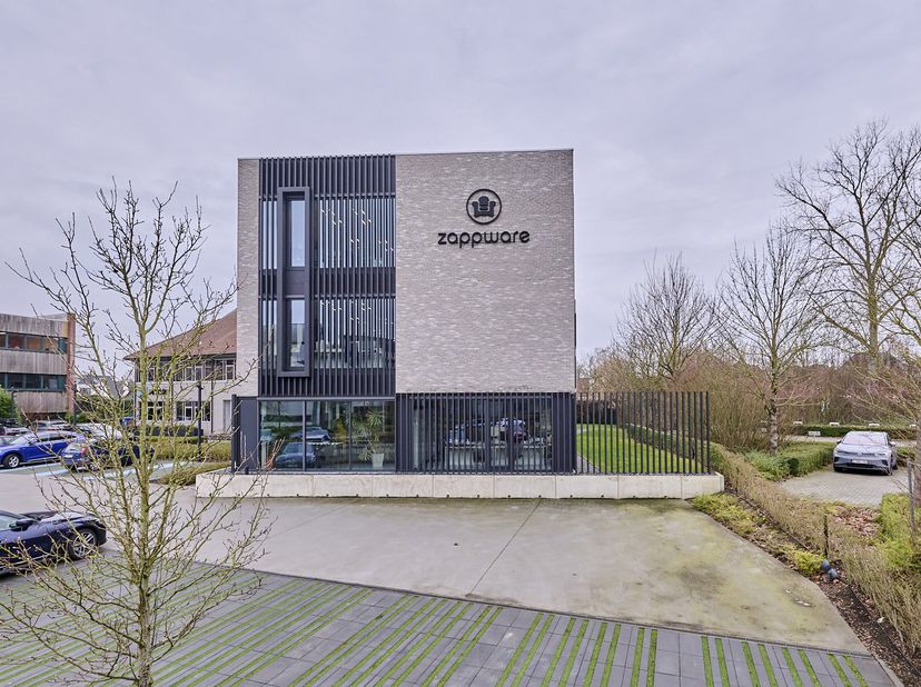 Bien professionnel à louer
                    à 3500 Hasselt