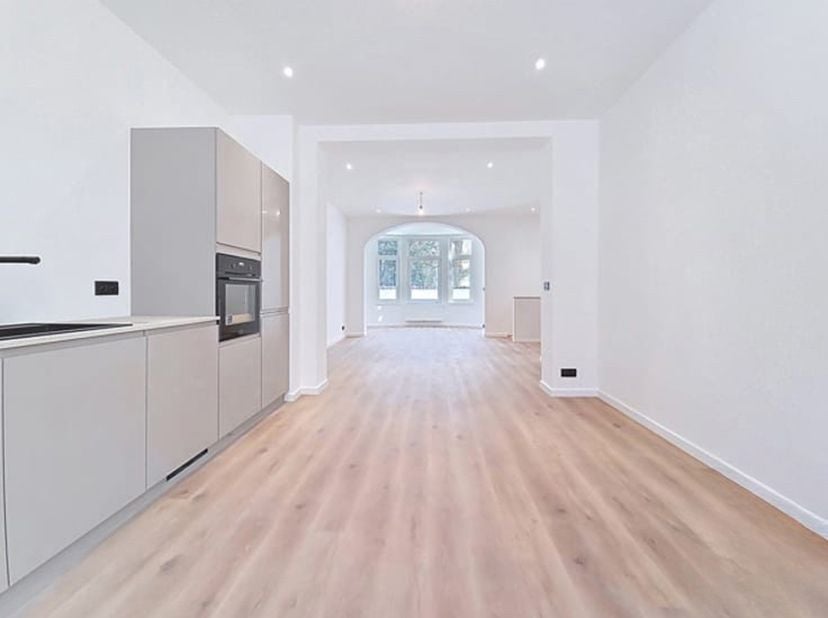 Appartement à vendre à Rue Camille Lemonnier 28,
                    1050 Ixelles