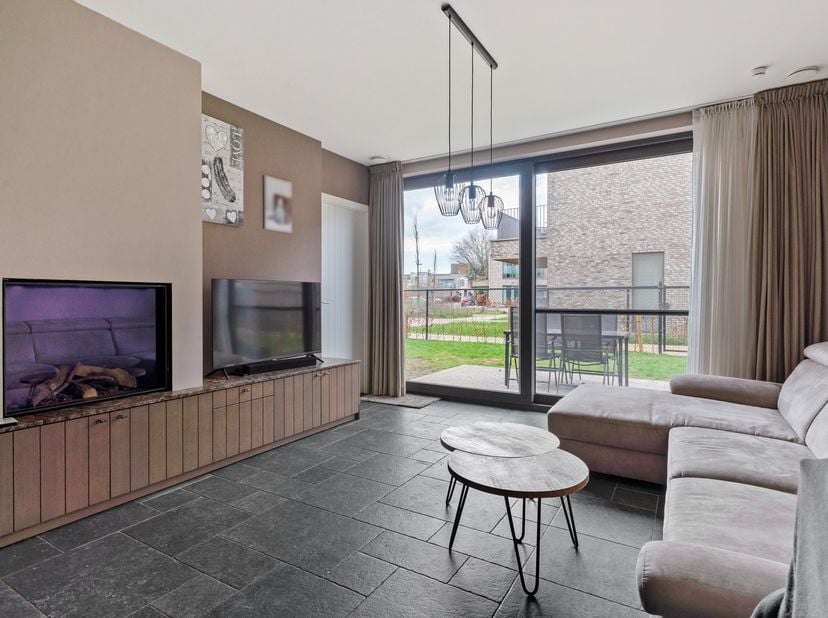 Appartement te koop in Schanslaan 53C,
                    2150 Borsbeek