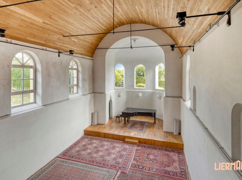 Bien professionnel à vendre
                    à 1570 Galmaarden