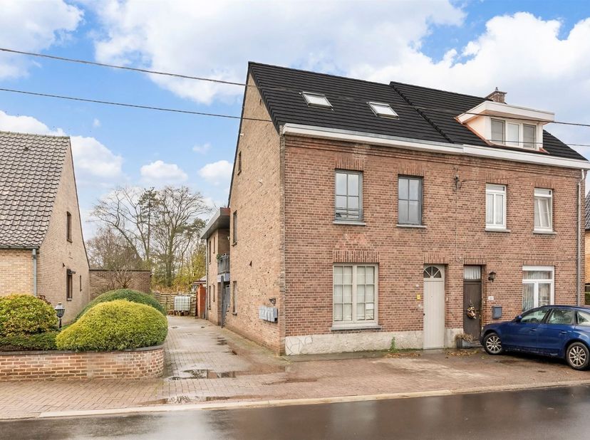 Appartement te koop in Caubergstraat 38,
                    3960 Opitter