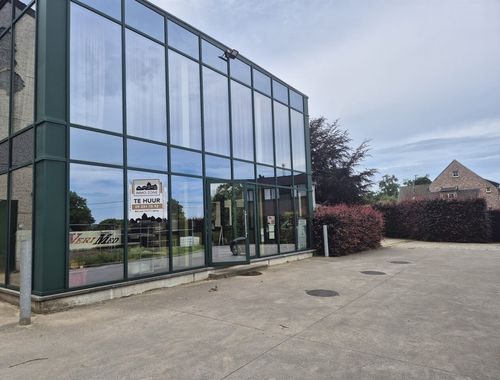                                         Kantoor te huur in Wetteren, € 750
