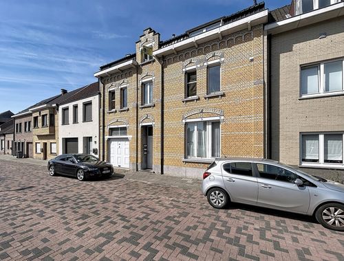                                         Bâtiment commercial à vendre à Sint-Pauwels, € 590.000

