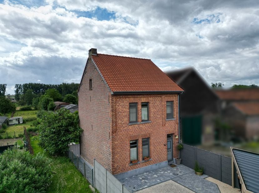 Huis te koop in Waversesteenweg 15,
                    3370 Neervelp