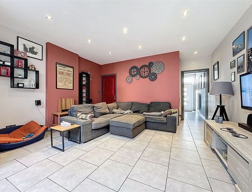                                         Eengezinswoning te koop in La Bouverie, € 180.000
