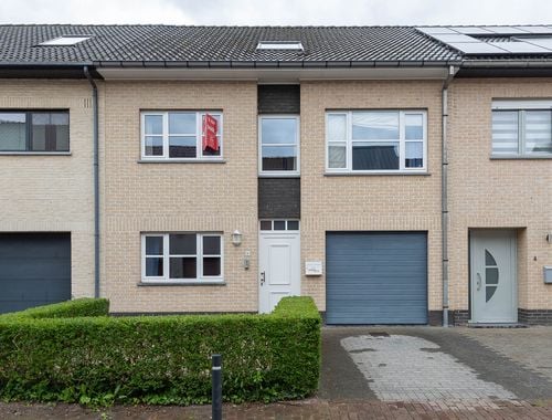                                         Maison deux facades à vendre à Zele, € 260.000
