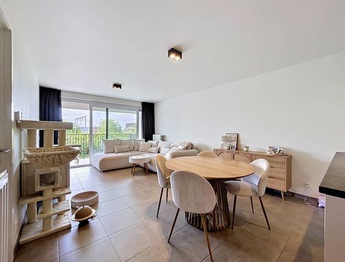                                         Appartement te huur in Harelbeke, € 675
