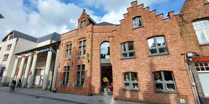 Bedrijfsvastgoed te huur in Katelijnestraat 67 - b, 8000 Brugge