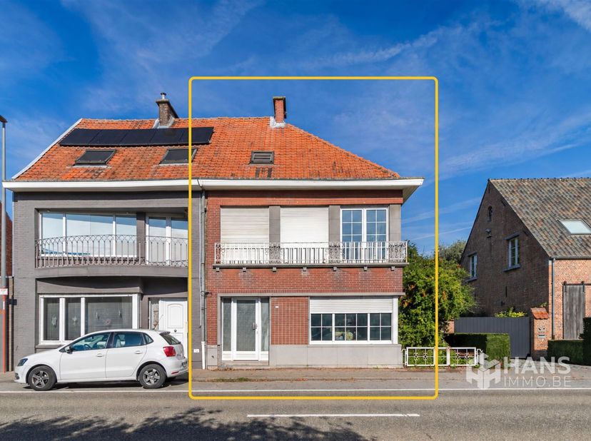 Huis te koop in kerkstraat 78,
                    2940 Hoevenen