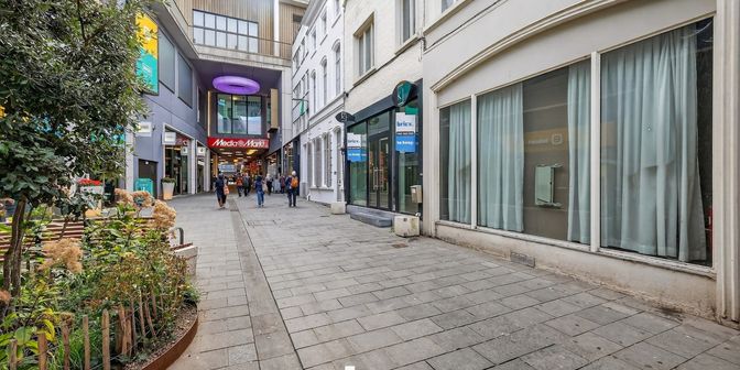 Bien professionnel à vendre à Sionstraat 4, 8500 Kortrijk