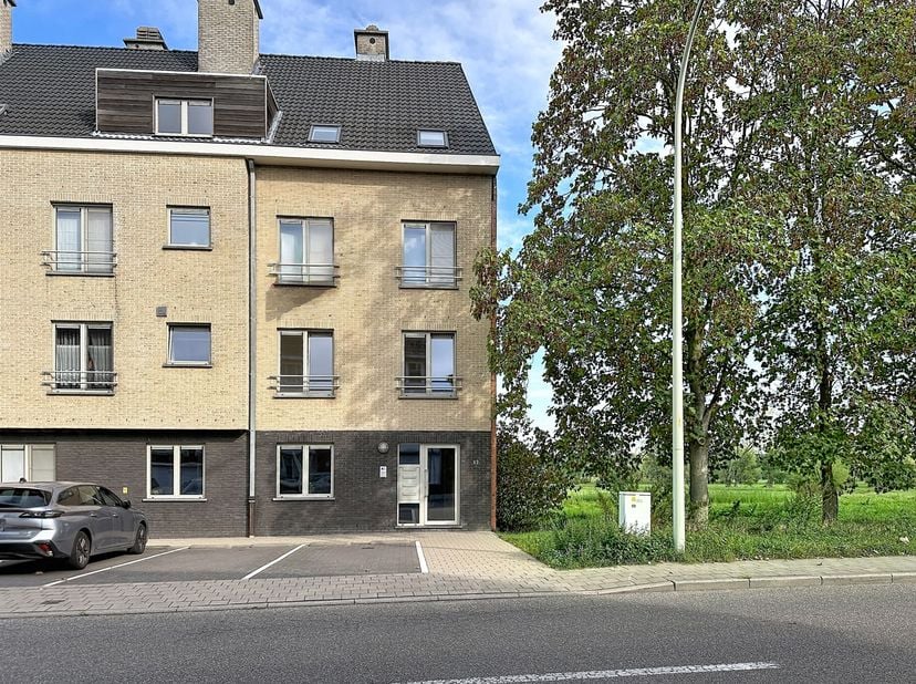 Appartement à vendre à Dirkputstraat 83 boîte 1,
                    2850 Boom