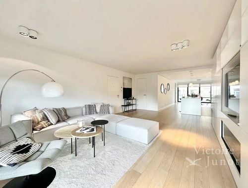                                         Appartement te huur in Sint-Pieters-Woluwe, € 3.050
