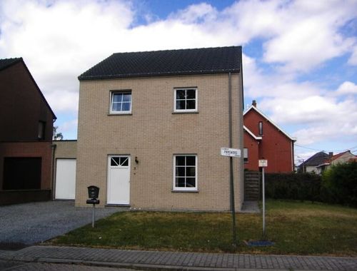                                         Maison à louer à Neerwinden, € 995
