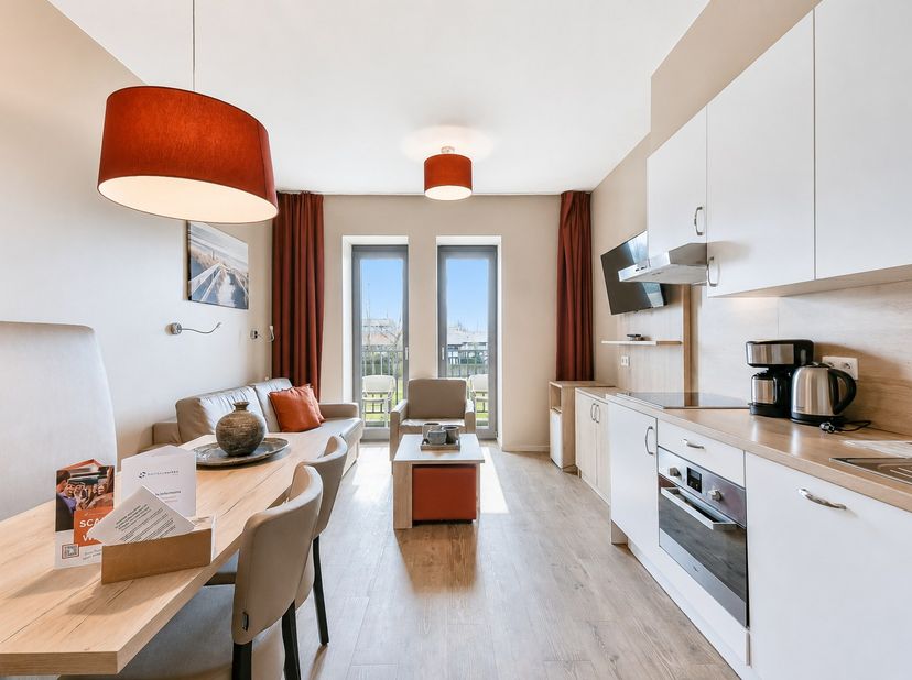 Ontdek dit sfeervol ingerichte appartement in het geliefde vakantiedomein Duinenzicht in Westende. Gelegen op korte wandelafstand van zee en strand, c