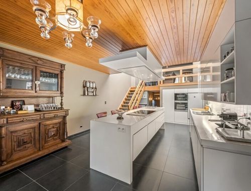                                         Maison à vendre à Eernegem, € 385.000
