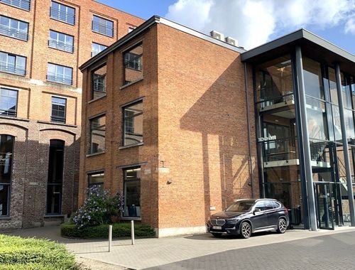                                        Bureaux à louer à Gent, € 2.840
