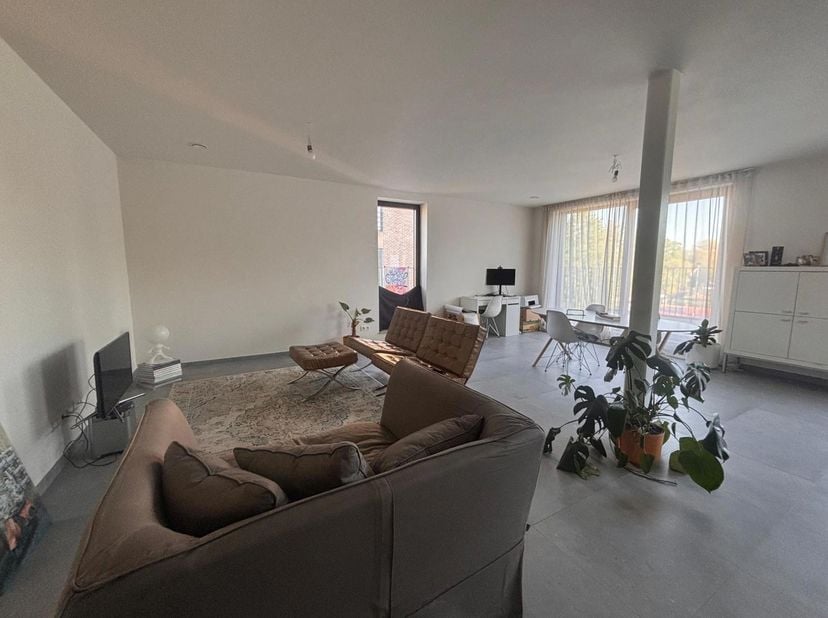 Appartement à louer
                    à 9300 Aalst