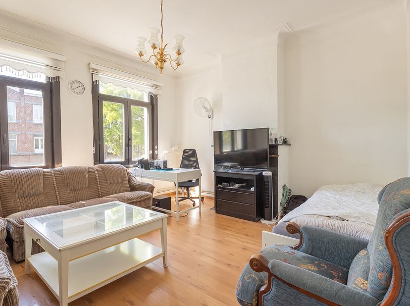 Bedrijfsvastgoed te koop in Diksmuidelaan 98,
                    2600 Berchem