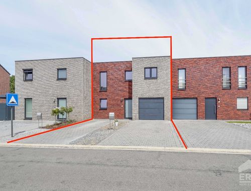                                         Maison à vendre à As, € 469.000
