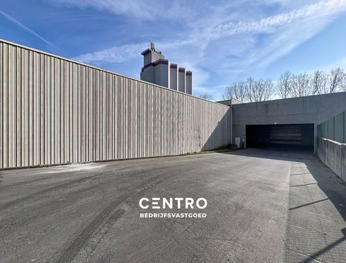                                         Opslagplaats te huur in Avelgem, € 1.800
