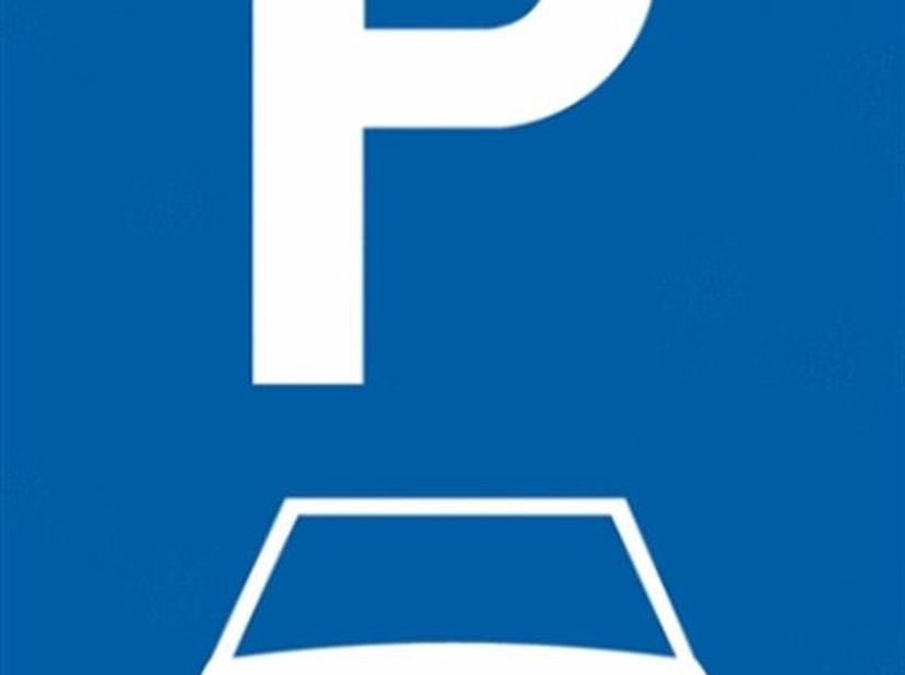 MCA Immobilier vous propose la location de cet emplacement de parking extérieur situé au sein de la résidence Central Park. <br />
Loyer : 45 €/mois.