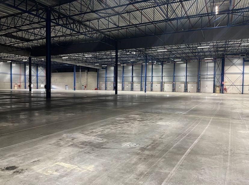 Bien professionnel à louer
                    à 2800 Mechelen
