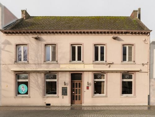                                         Handelspand met woonst te koop in Peer, € 549.000
