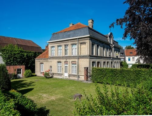                                         Buitenverblijf te koop in Izegem, € 465.000
