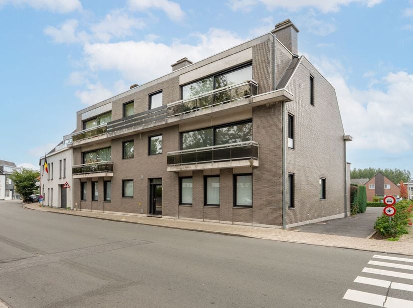 Appartement te koop in Nestor De Tièrestraat 57,
                    9700 Oudenaarde