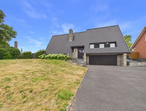                                         Maison à vendre à Bruyelle, € 420.000
