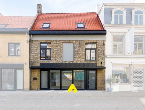                                         Maison à vendre à Veurne, € 490.000
