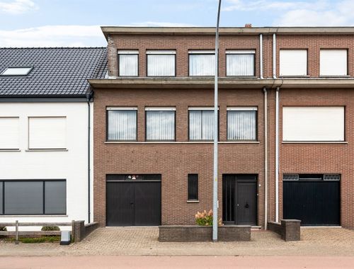                                         Eengezinswoning te koop in Arendonk, € 335.000
