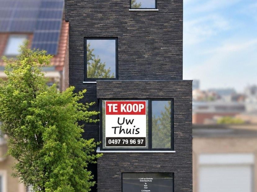 Huis te koop in Prof. Jozef Vercoulliestraat 19,
                    8400 Oostende