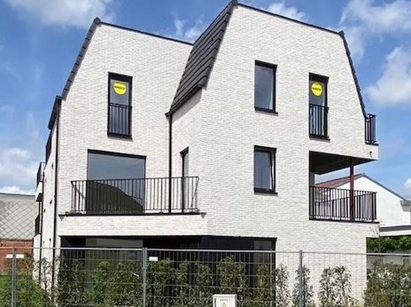Appartement te huur in Koning Albertstraat 40 bus 2.01,
                    8520 Kuurne