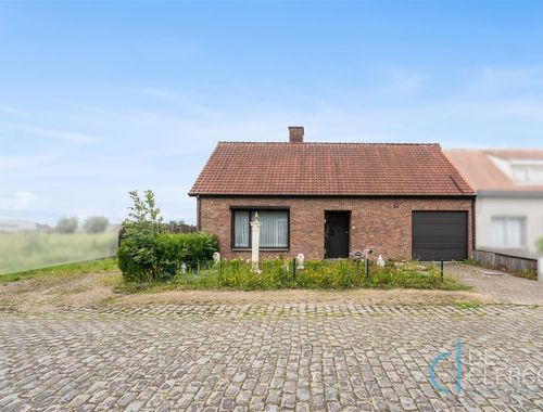                                         Woning te koop in Lochristi, € 375.000
