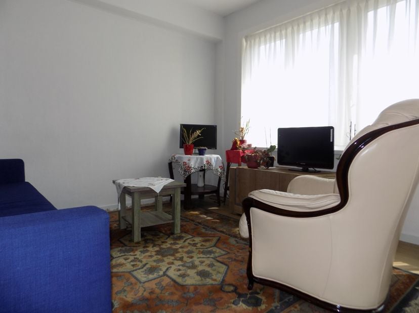 Dit appartement biedt een unieke kans voor starters die op zoek zijn naar een eigen plekje in de stad aan zee. Twee slaapkamers, ideaal voor een allee