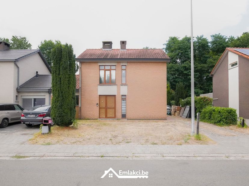 Maison à vendre
                    à 3520 Zonhoven