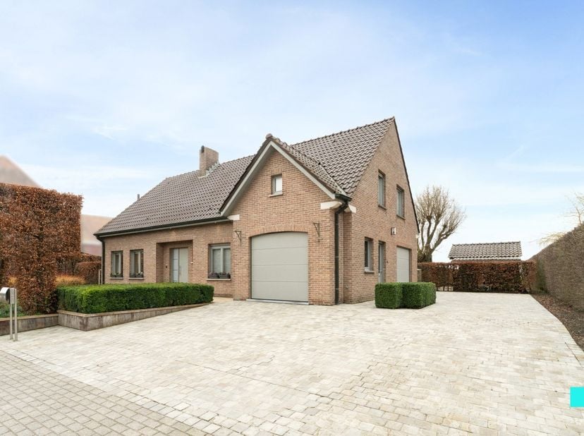 NIEUWE VOORWAARDEN! - Welkom in Roeselare, en meer specifiek op De Vossemolen in Rumbeke. Deze centrale ligging vormt het decor van deze bijzonder&amp;nbs