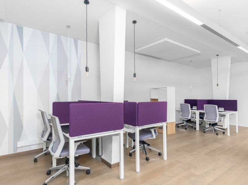 Volledige toegang tot professionele kantoorruimte voor 10 werknemers in Regus Dilbeek<br />
<br />
Dit aanbod omvat een eigen kantoorruimte met servic