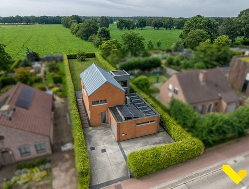                                         Woning te koop in Oevel, € 575.000
