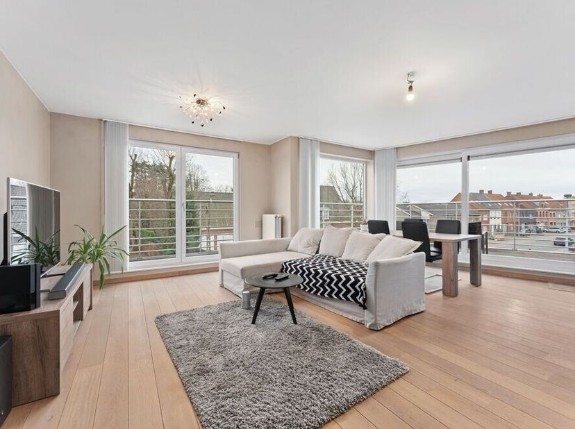 Appartement te koop in Zeger Maelfaitstraat 2A bus 21,
                    8800 Rumbeke