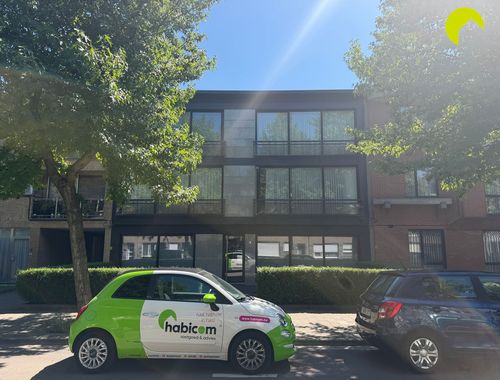                                         Appartement te huur in Berchem, € 1.200
